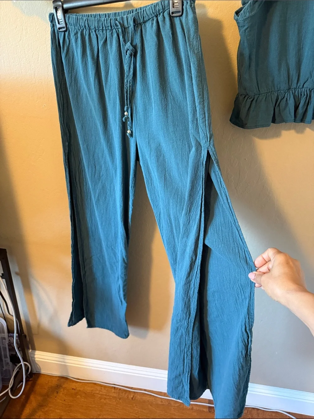 FANCYINN Teal 2 Piece Crop Top Wide Leg Side Slit Pants Set Medium